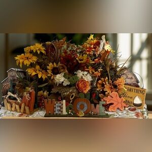 Fall Decor HUGE Lot 26 Pieces Thanksgiving Halloweeen Orange Rustic Value $750
